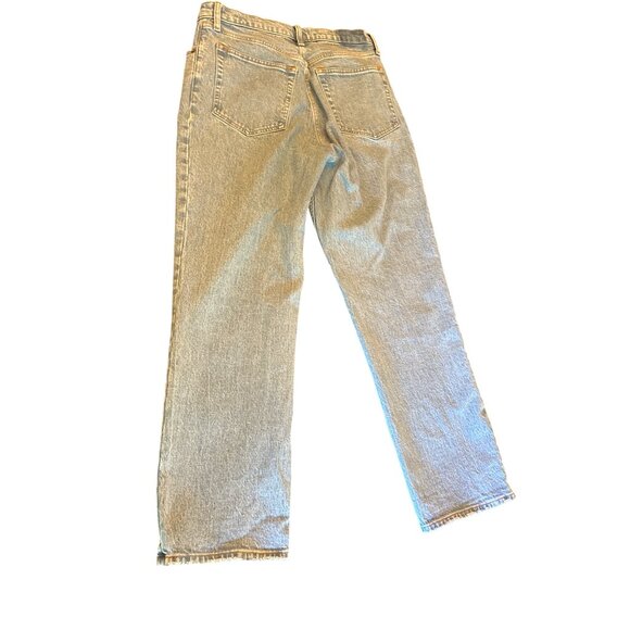 Abercrombie & Fitch 90s Straight Ultra High Rise Jeans Size 30 Light Blue Denim - Picture 5 of 5